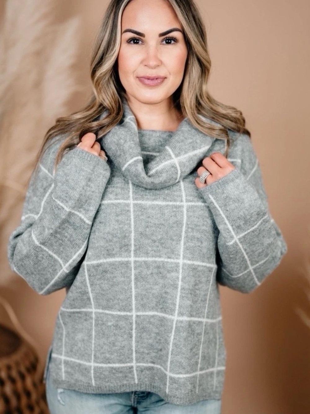 NEW! Lumiere Gray & White Window Panel Plaid Cowl Neck Pullover Sweater Size XS